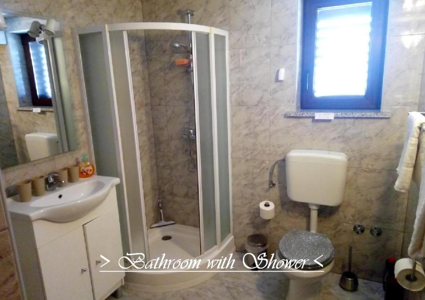 Ferienwohnung House White Stone Split Podstrana Exterior foto